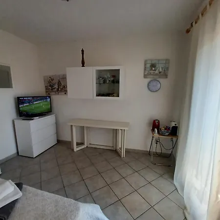 Casa Sibilla Bi-locale Con Terrazza A 60 Metri Dal Mare * Marinella (Sardinia)