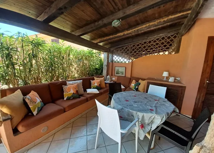 Casa Sibilla Bi-locale Con Terrazza A 60 Metri Dal Mare Appartement Marinella (Sardinia)