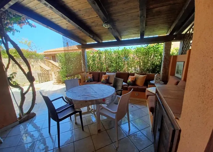 Casa Sibilla Bi-locale Con Terrazza A 60 Metri Dal Mare 马里内拉